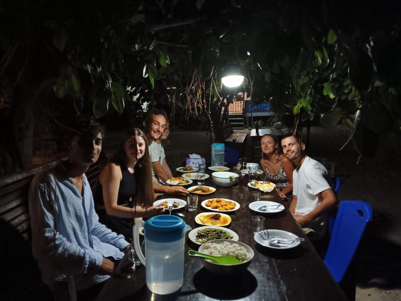 Pondok Lestari Kadidiri Batudaka Habitación foto